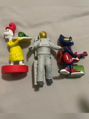 3 Tonies Dr. Seuss, Pete the Cat & Astronaut
